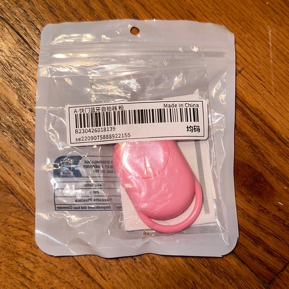 Cameras, Photo & Video | Selfie Timer Clicker | Poshmark